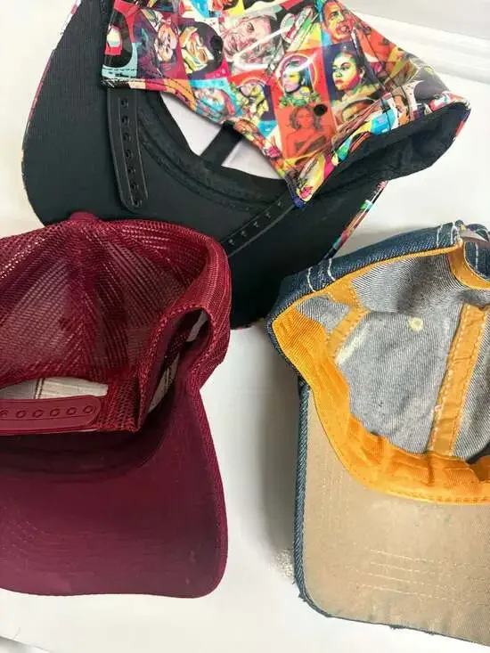 3 Hats - Picture 12 of 12